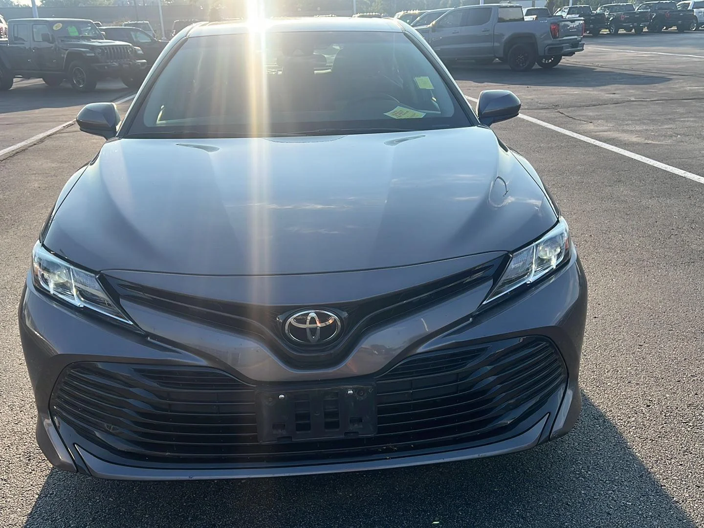 Used 2018 Predawn Gray Mica Toyota LE image 14