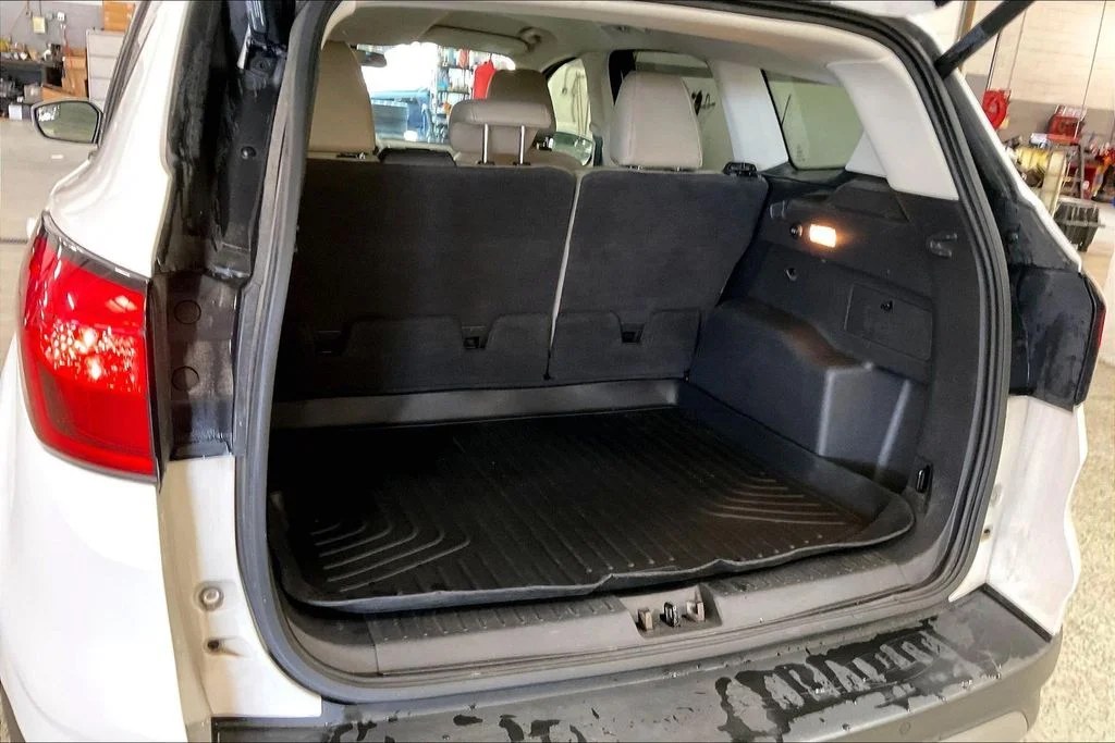 Used 2019 White Ford SEL image 27