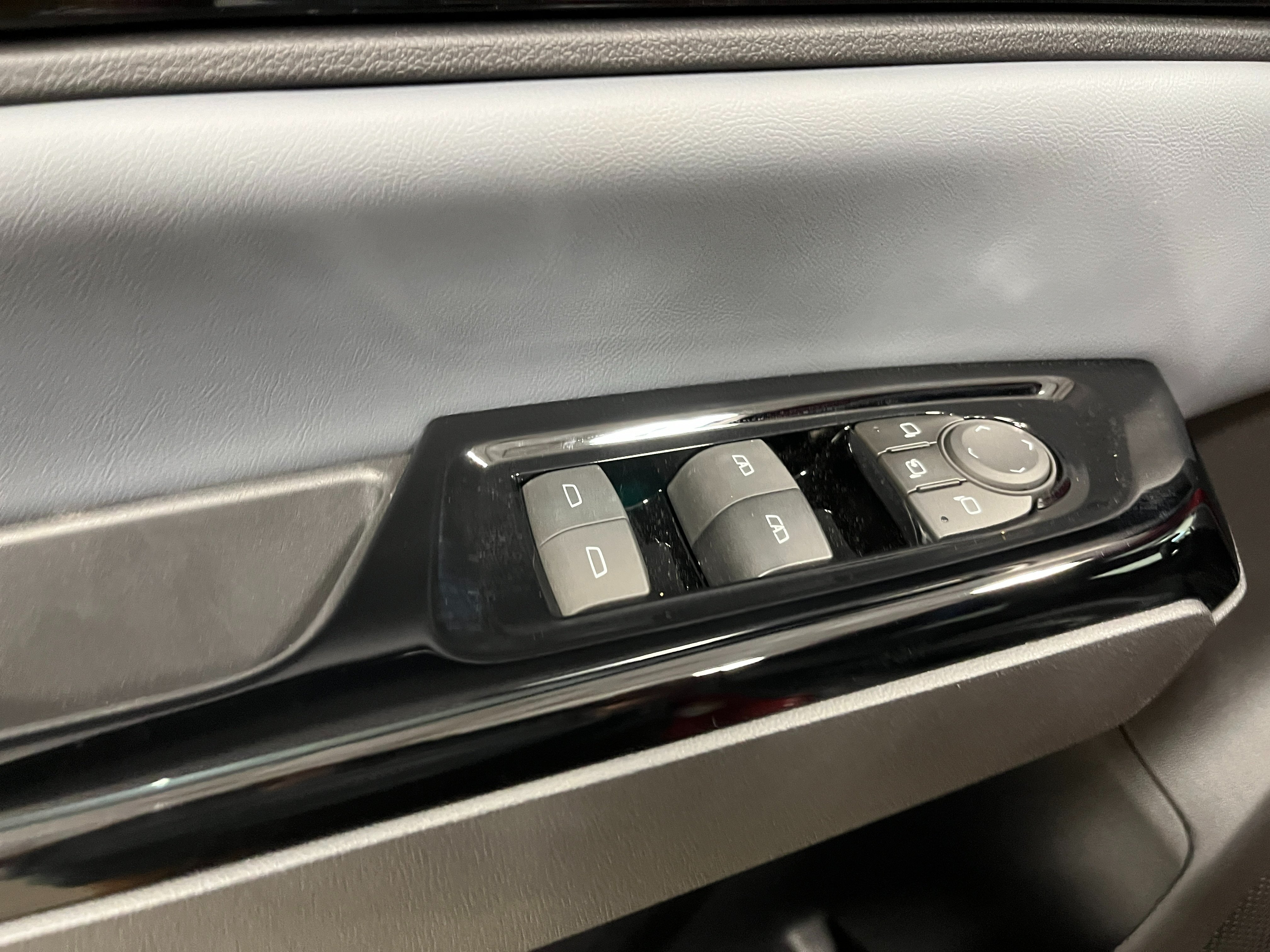 2026 Honda Prologue Elite - Photo 14