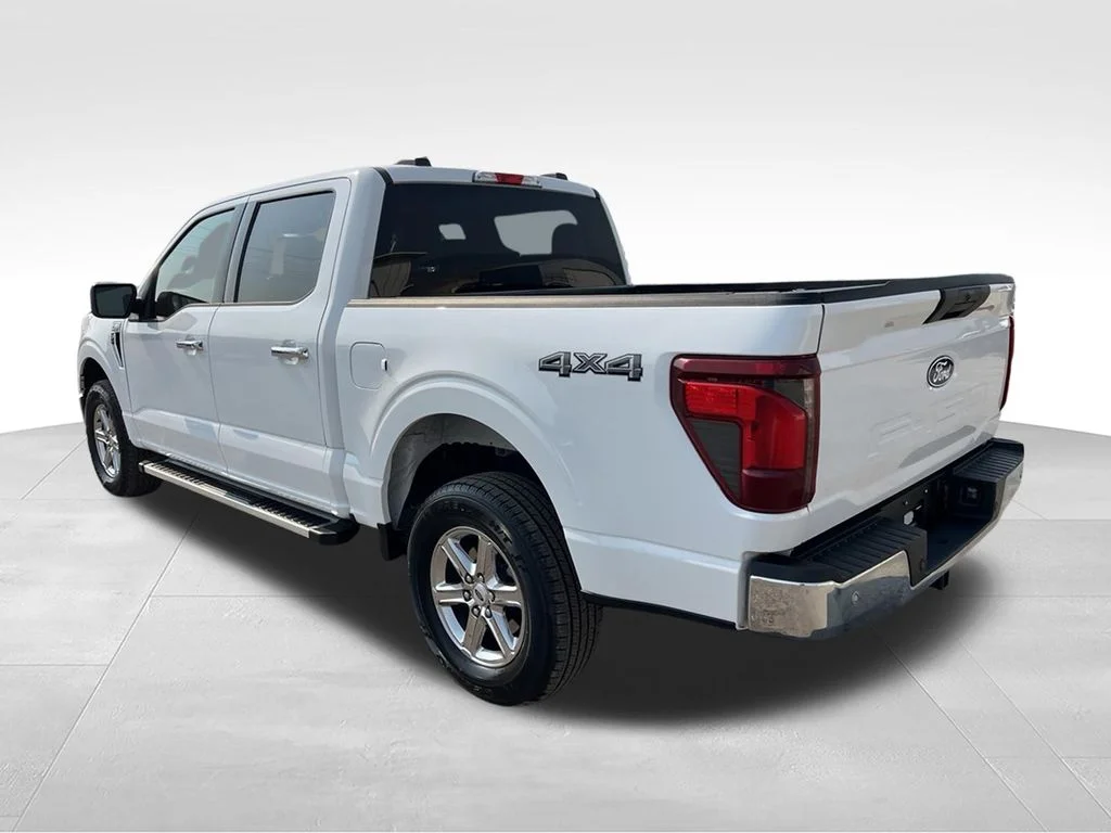 Used 2025 White Ford XLT image 7