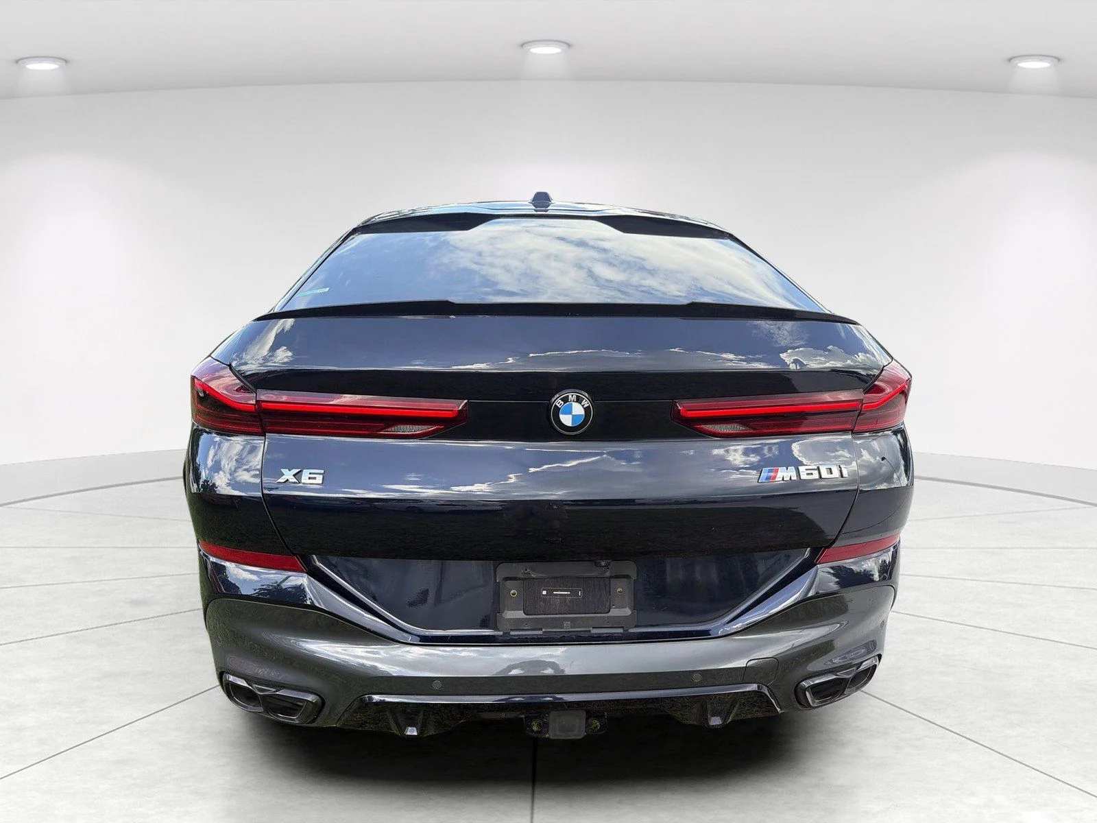 Certified Used 2025 Carbon Black Metallic BMW M60i image 5