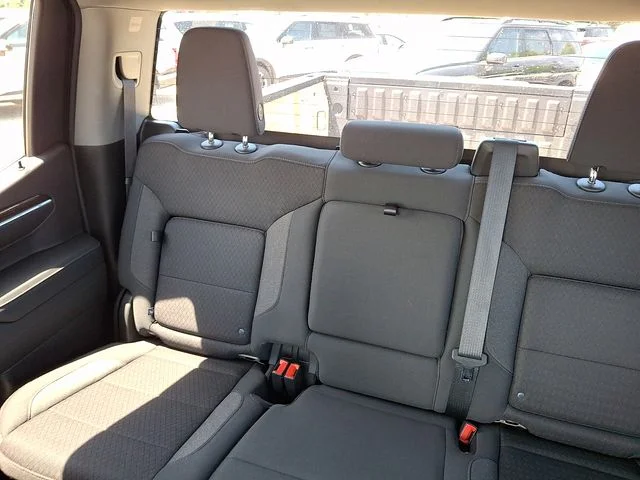 Used 2022 Beige GMC Elevation image 18