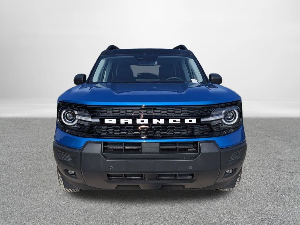 New 2026 Velocity Blue Metallic Ford Outer Banks® image 7