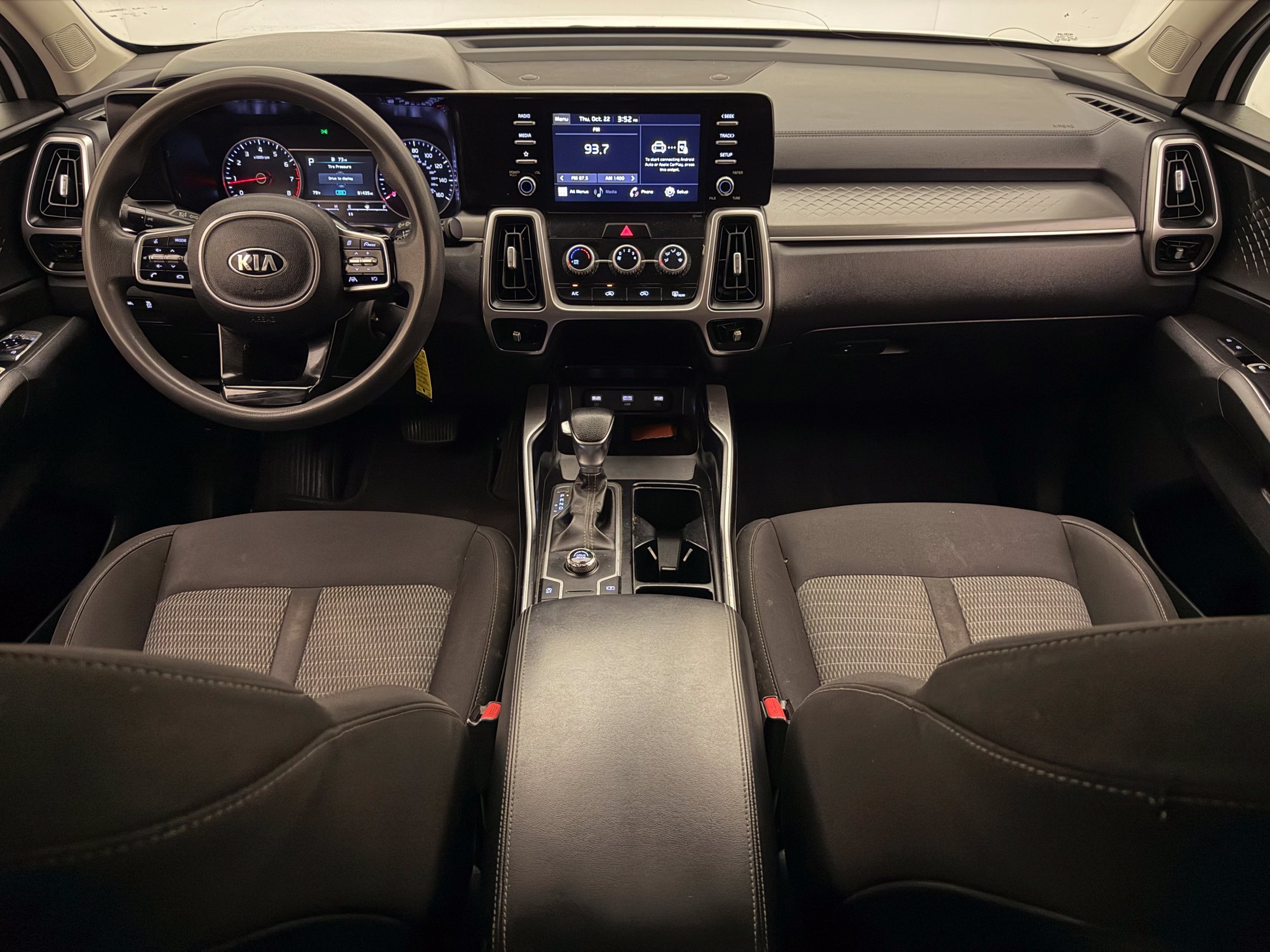 Used 2021 Glacial White Pearl Kia LX image 22