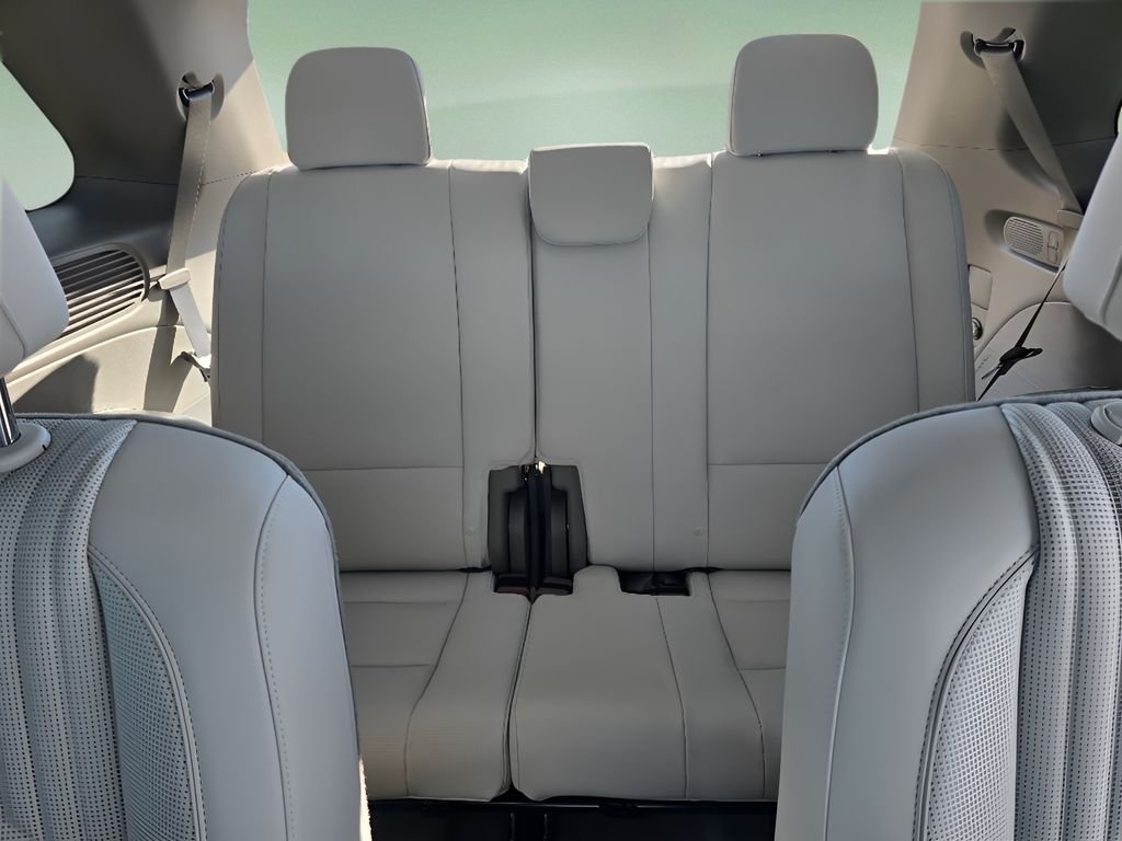Certified Used 2026 Creamy White Pearl Hyundai SEL Premium image 17