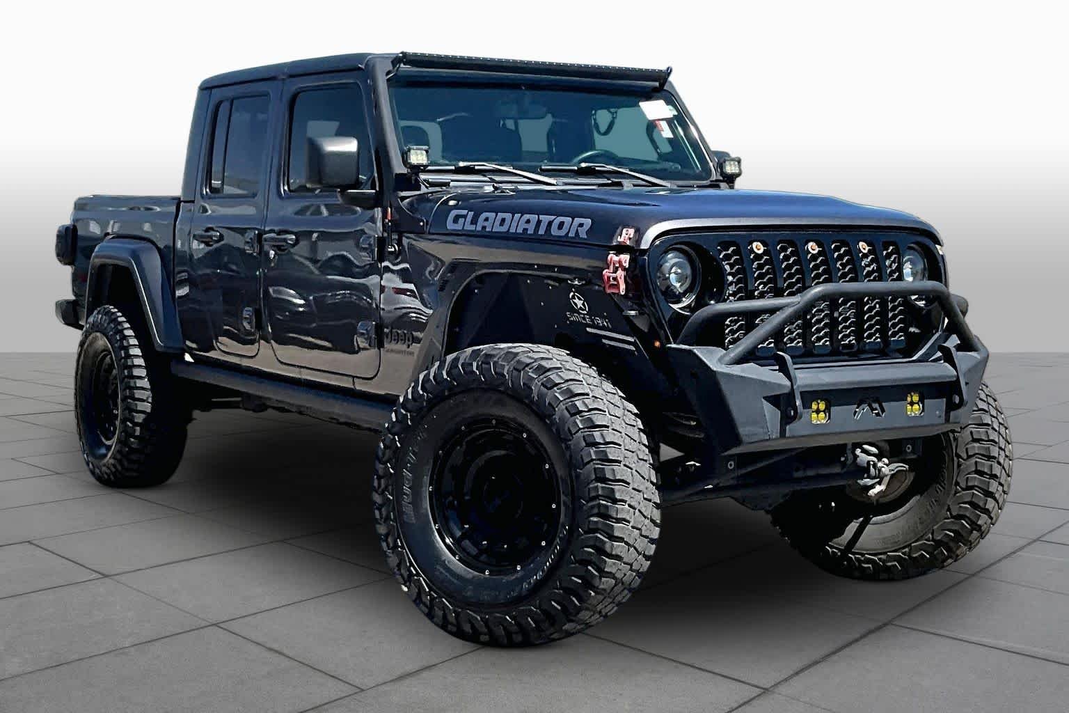 Pre-Owned 2021 Jeep Gladiator Willys