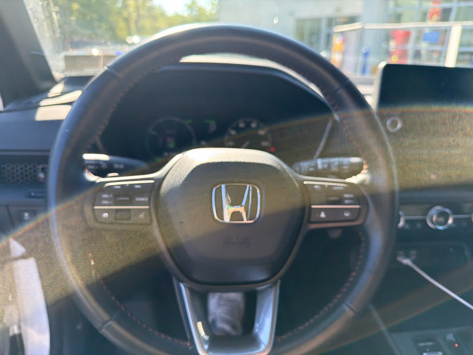 Used 2024 Platinum White Pearl Honda Sport image 6
