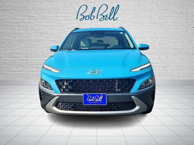 Used 2022 Green Hyundai Limited image 2