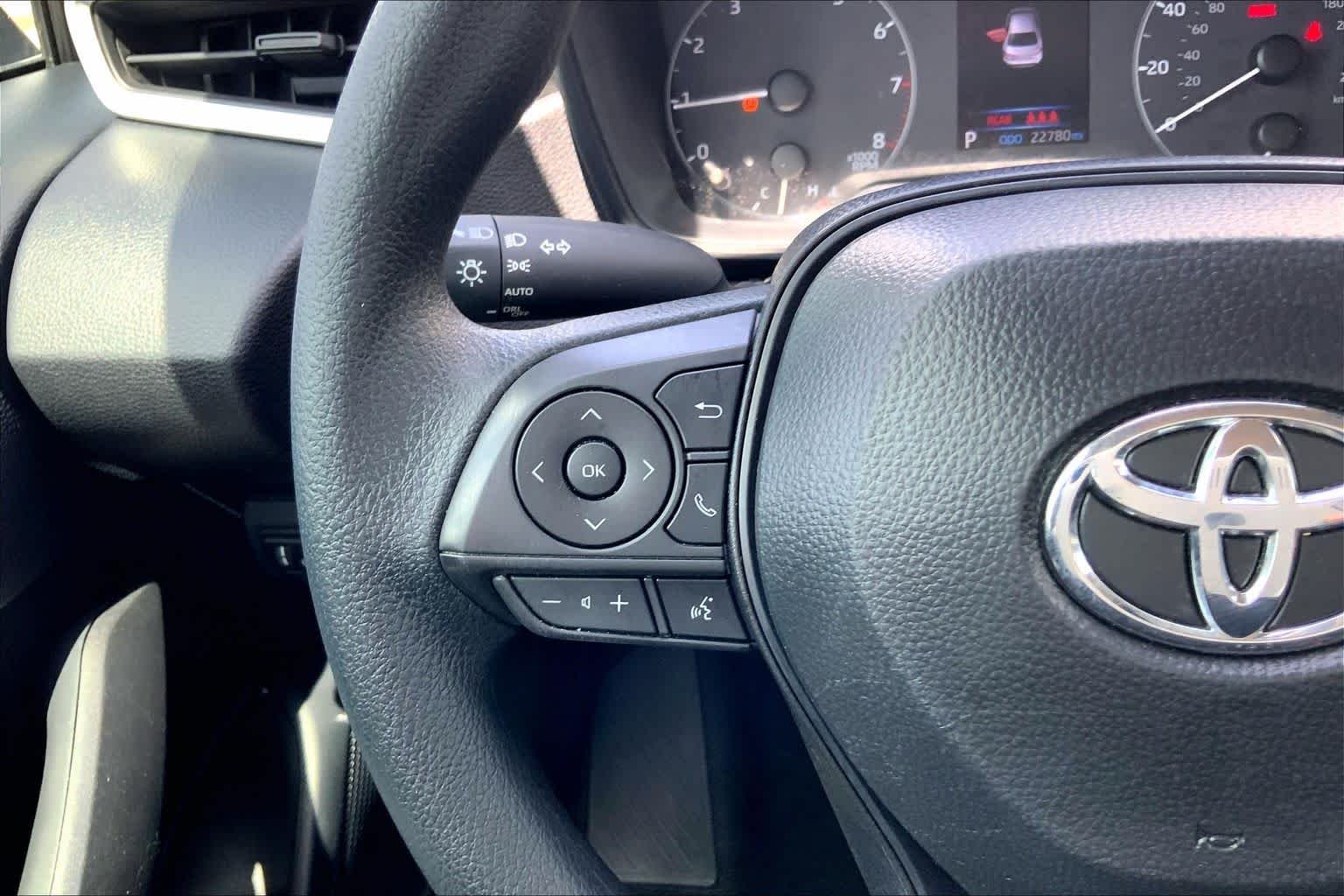 Used 2025 Midnight Black Metallic Toyota LE image 23