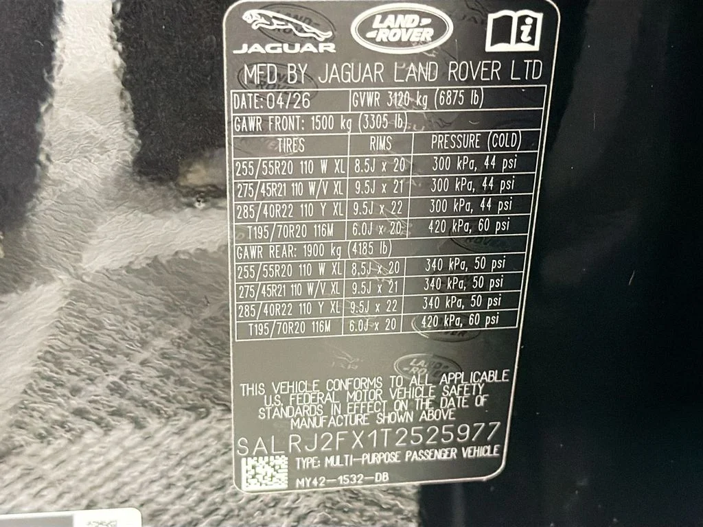 New 2026 Santorini Black Land Rover S image 34