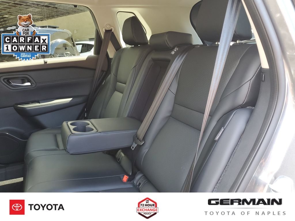 Used 2023 Gray Nissan SV image 21