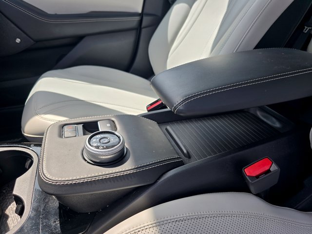 Used 2023 Space White Metallic Ford Premium image 14