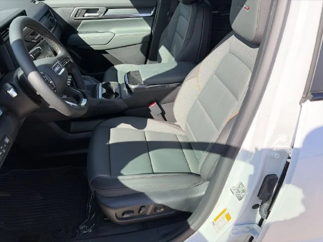 New 2027 White GMC AT4 image 11