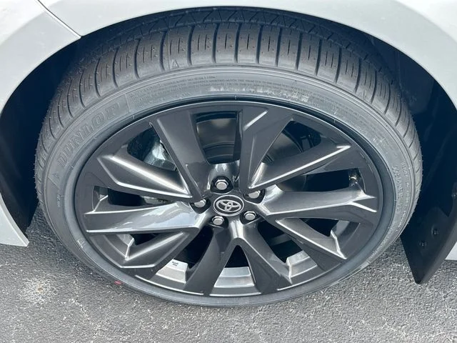 New 2026 Classic Silver Metallic Toyota  SE image 5