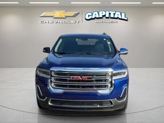 Used 2023 Ultra Blue Metallic GMC SLE image 9