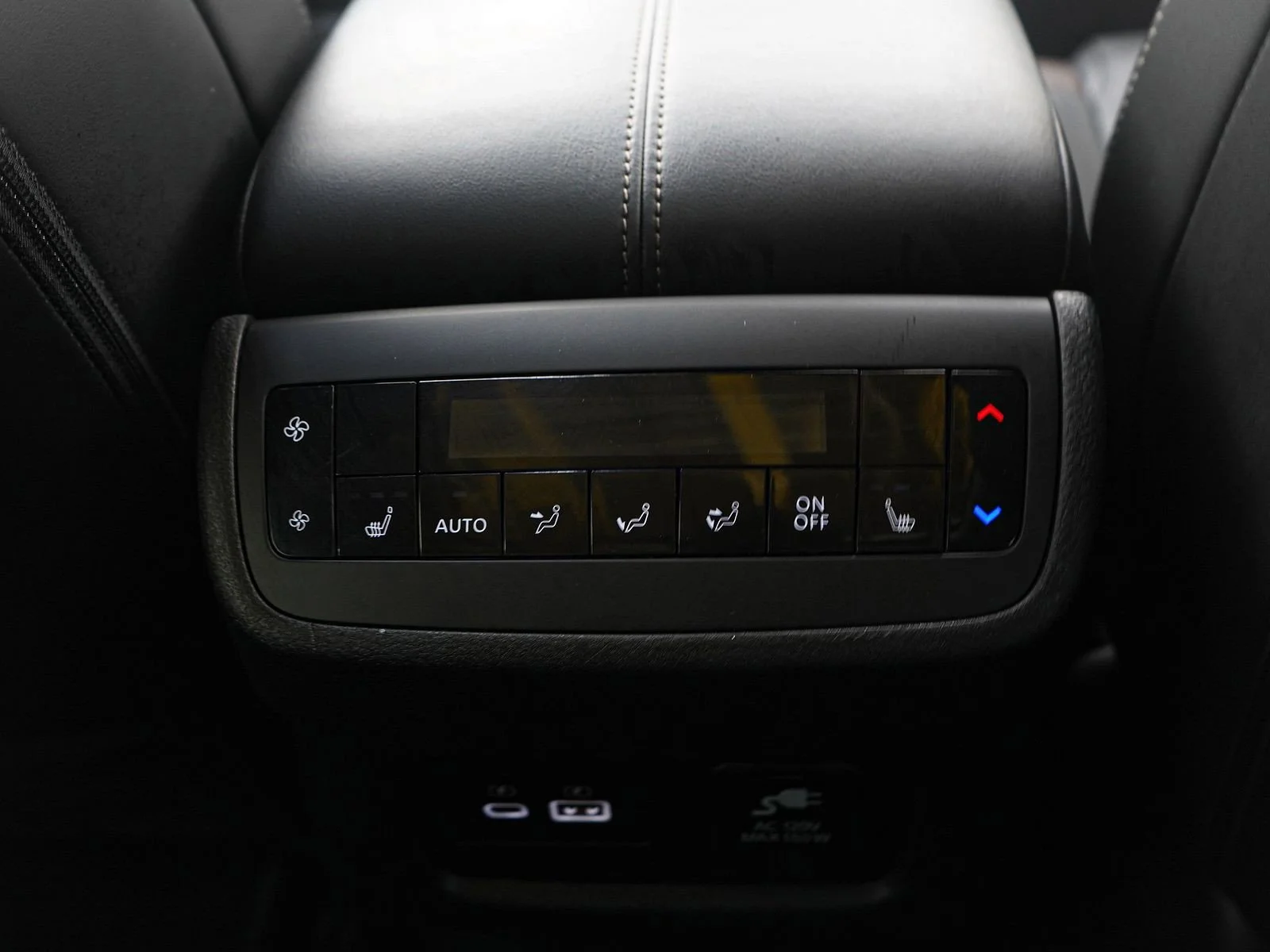 Used 2024 Scarlet Ember Nissan Platinum image 14