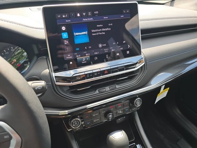 New 2026 Fathom Blue Pearl Coat Jeep Latitude image 36