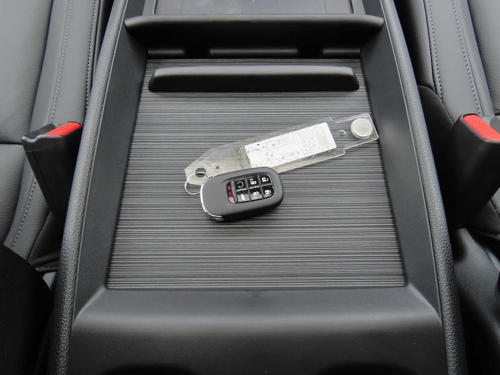 2026 Honda Odyssey EX-L - Photo 26