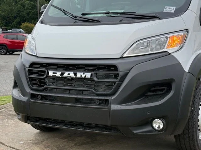 New 2026 Bright White Clear-Coat Exterior Paint RAM High Roof image 10