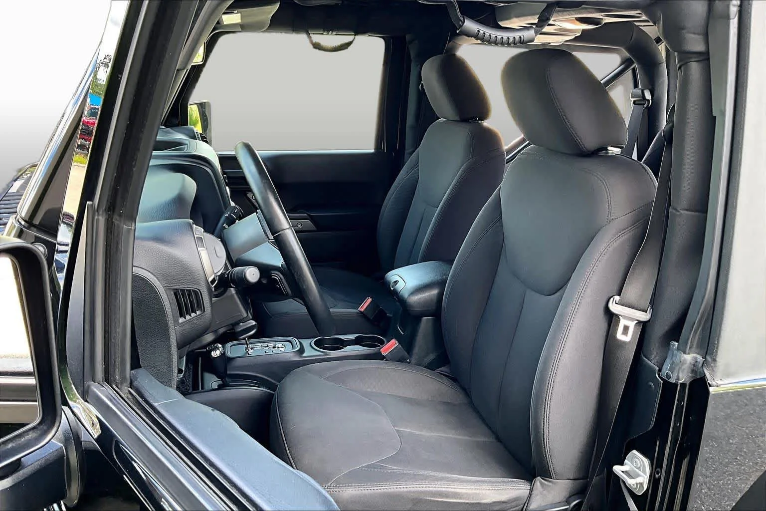 Used 2016 Black Clearcoat Jeep Sport image 9