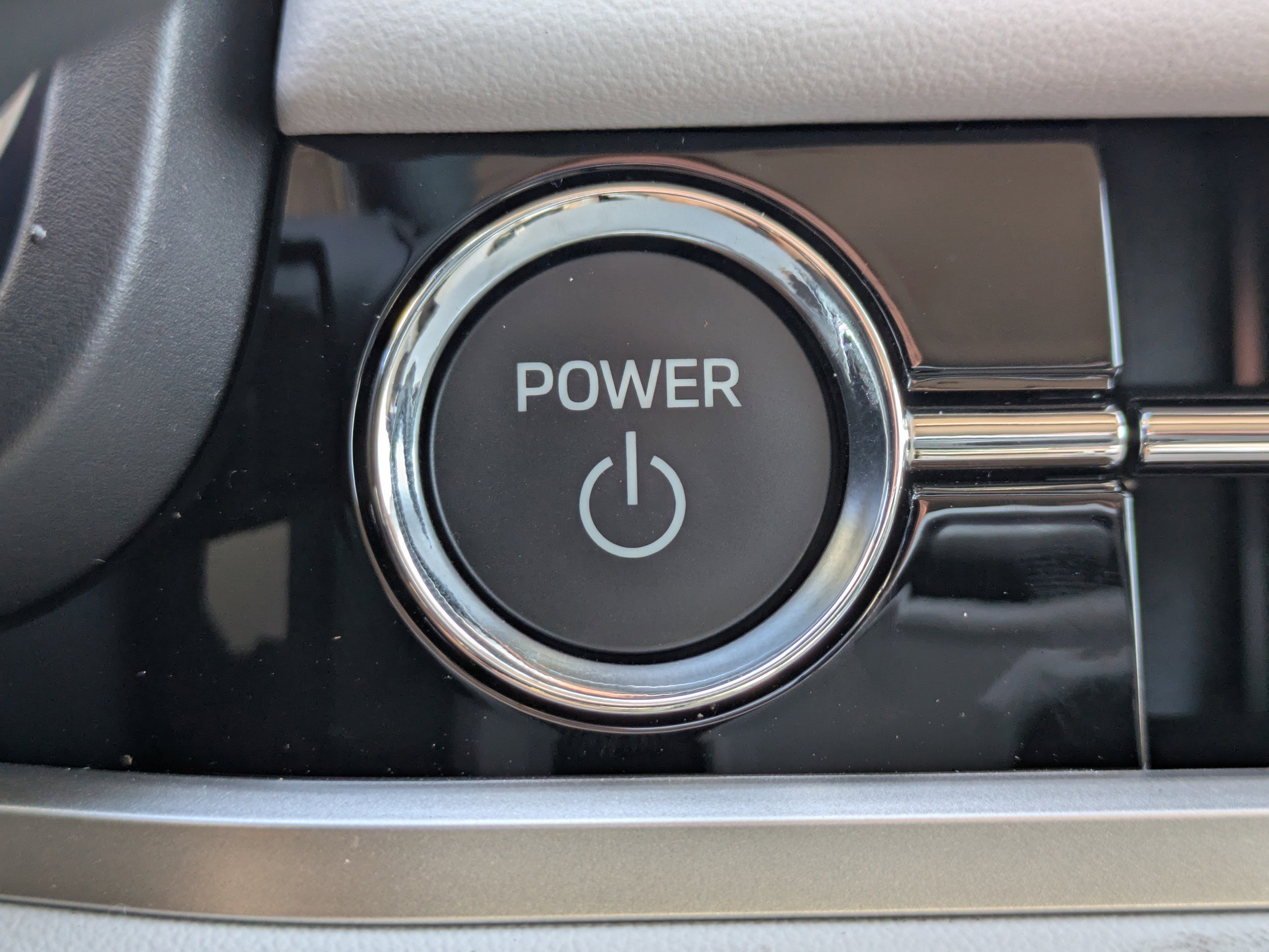 2025 Mitsubishi Outlander Plug-in Hybrid SEL - Photo 33