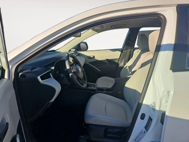 New 2026 Wind Chill Pearl Toyota L image 7