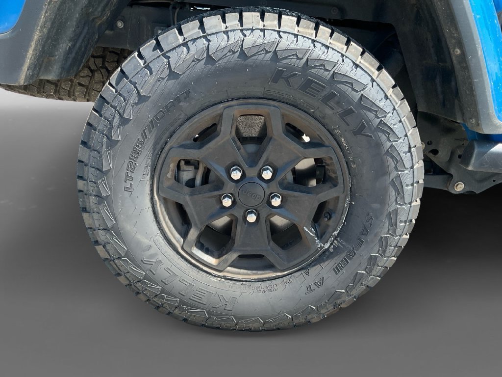 Used 2023 Blue Jeep Willys image 10