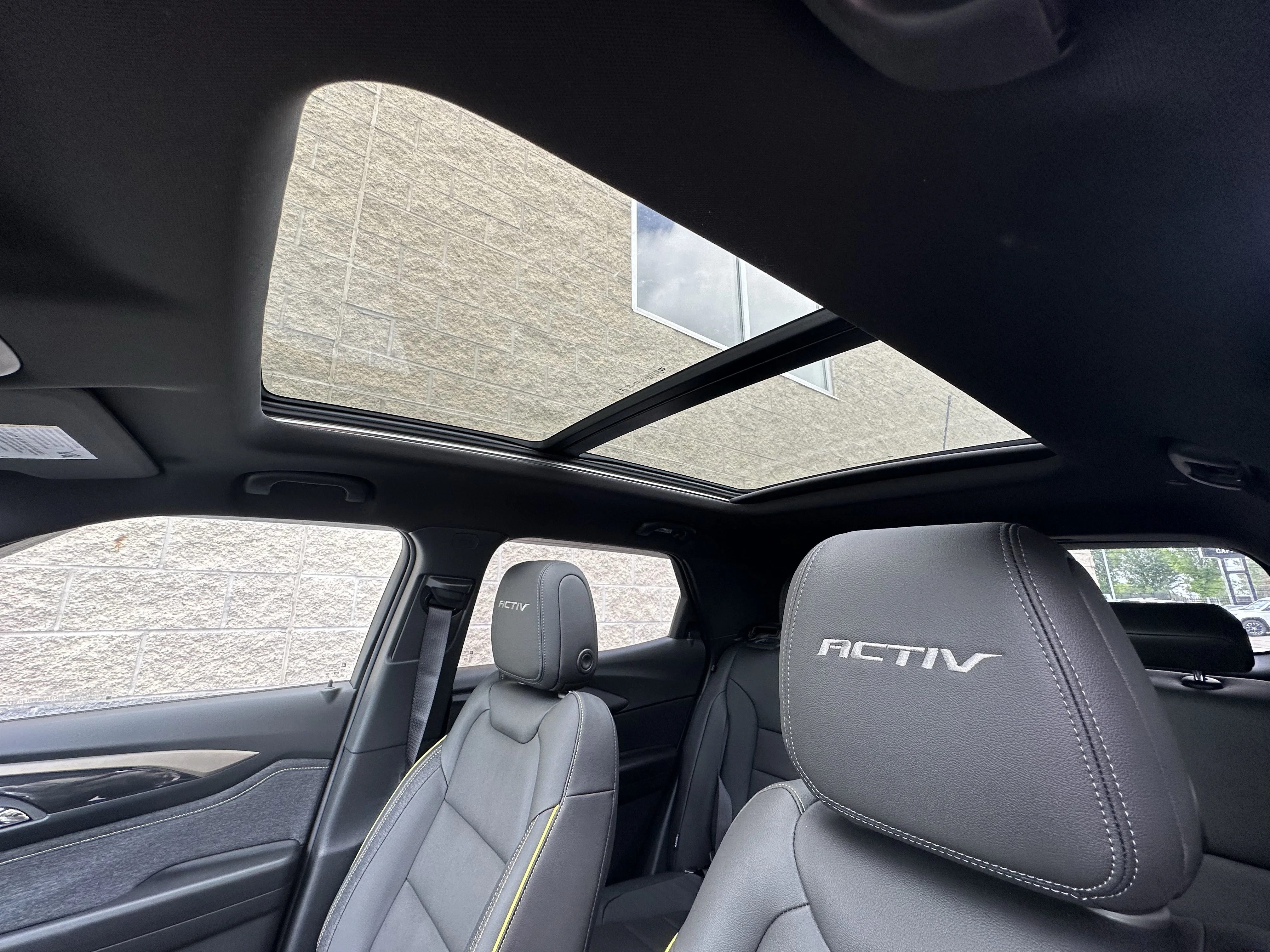 New 2026 Mosaic Black Metallic Chevrolet ACTIV image 17
