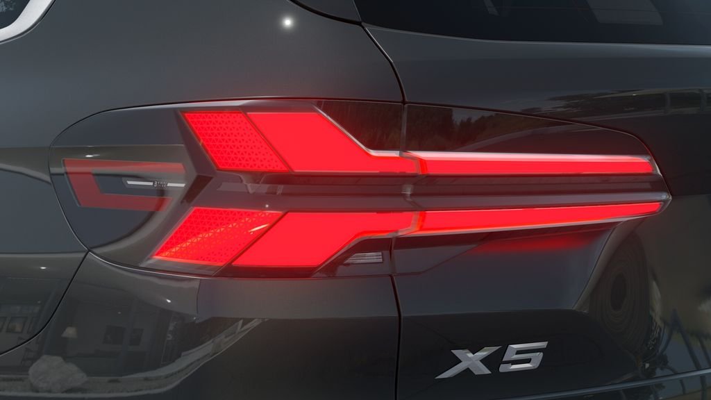 New 2026 Dravit Grey Metallic BMW xDrive40i image 33