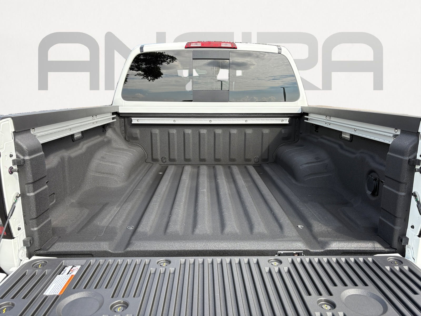 2026 Nissan Frontier PRO-4X - Photo 13