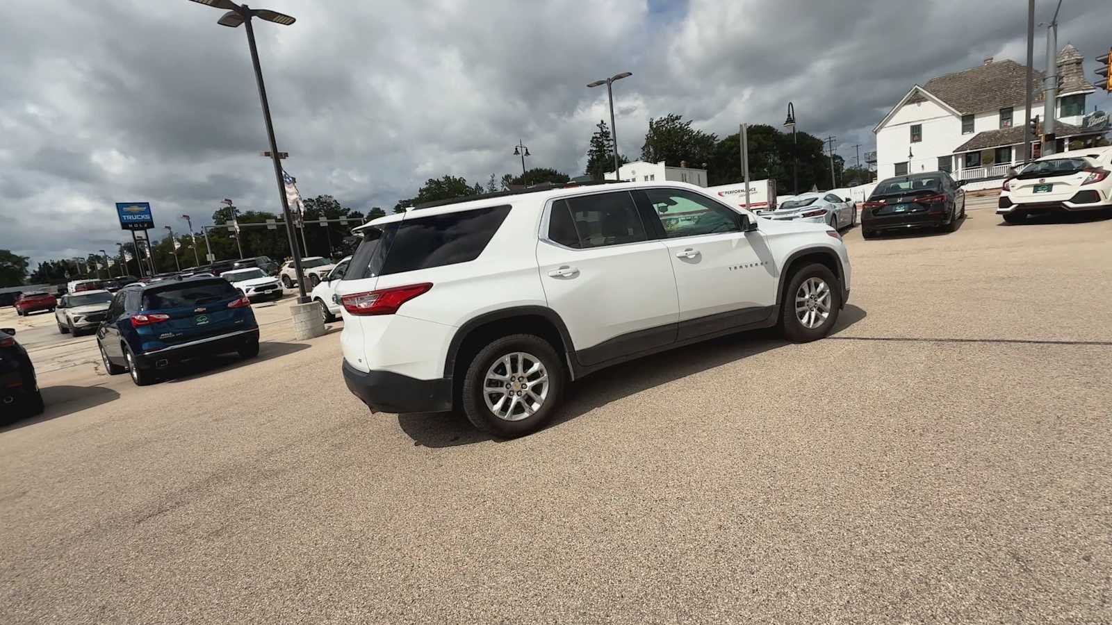 Certified Used 2019 SUMMIT WHITE Chevrolet LT Leather image 8