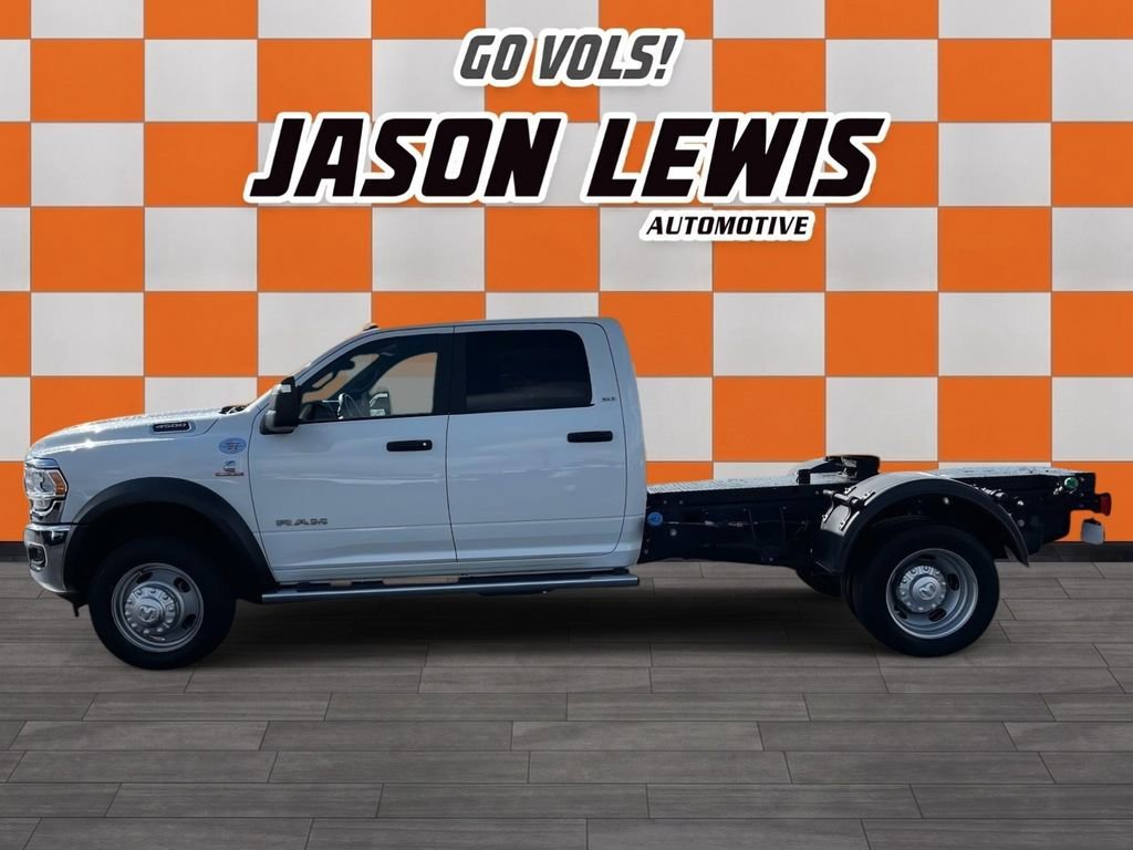 Used 2023 Bright White Clea Ram SLT image 6