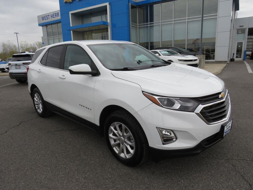 Used 2021 Summit White Chevrolet LT image 3