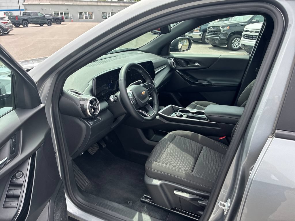 Used 2026 Sterling Gray Metallic Chevrolet LT image 30