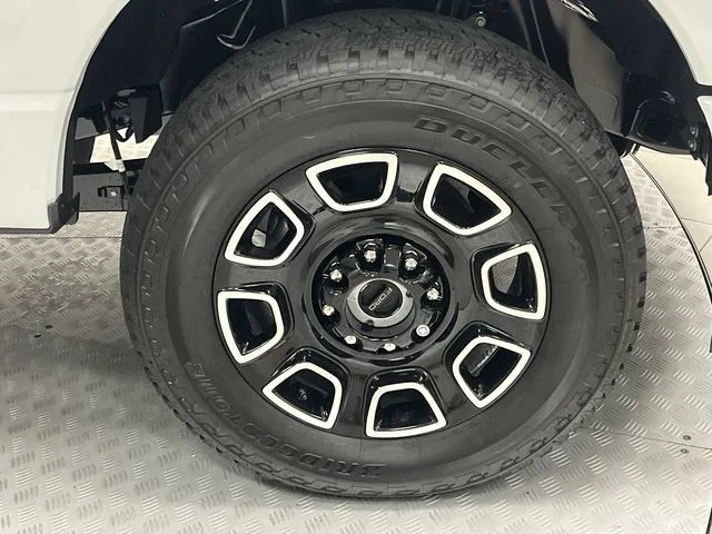 New 2026 Avalanche Ford Platinum image 22