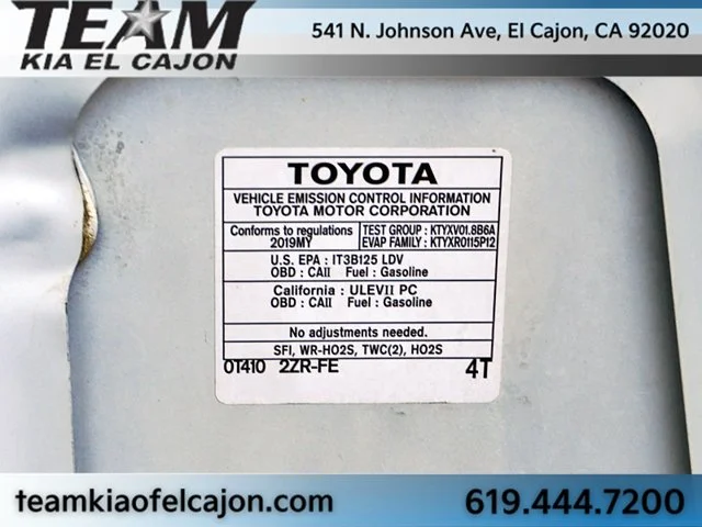 Used 2019 White Toyota LE image 34