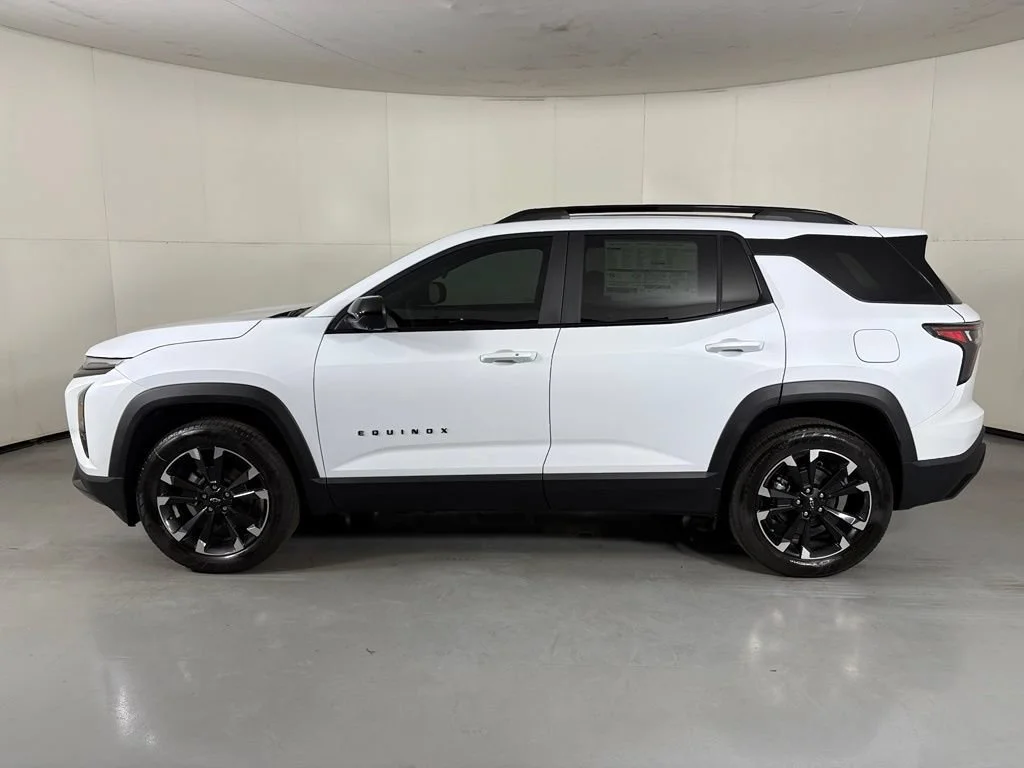 New 2026 Polar White Tricoat Chevrolet RS image 6
