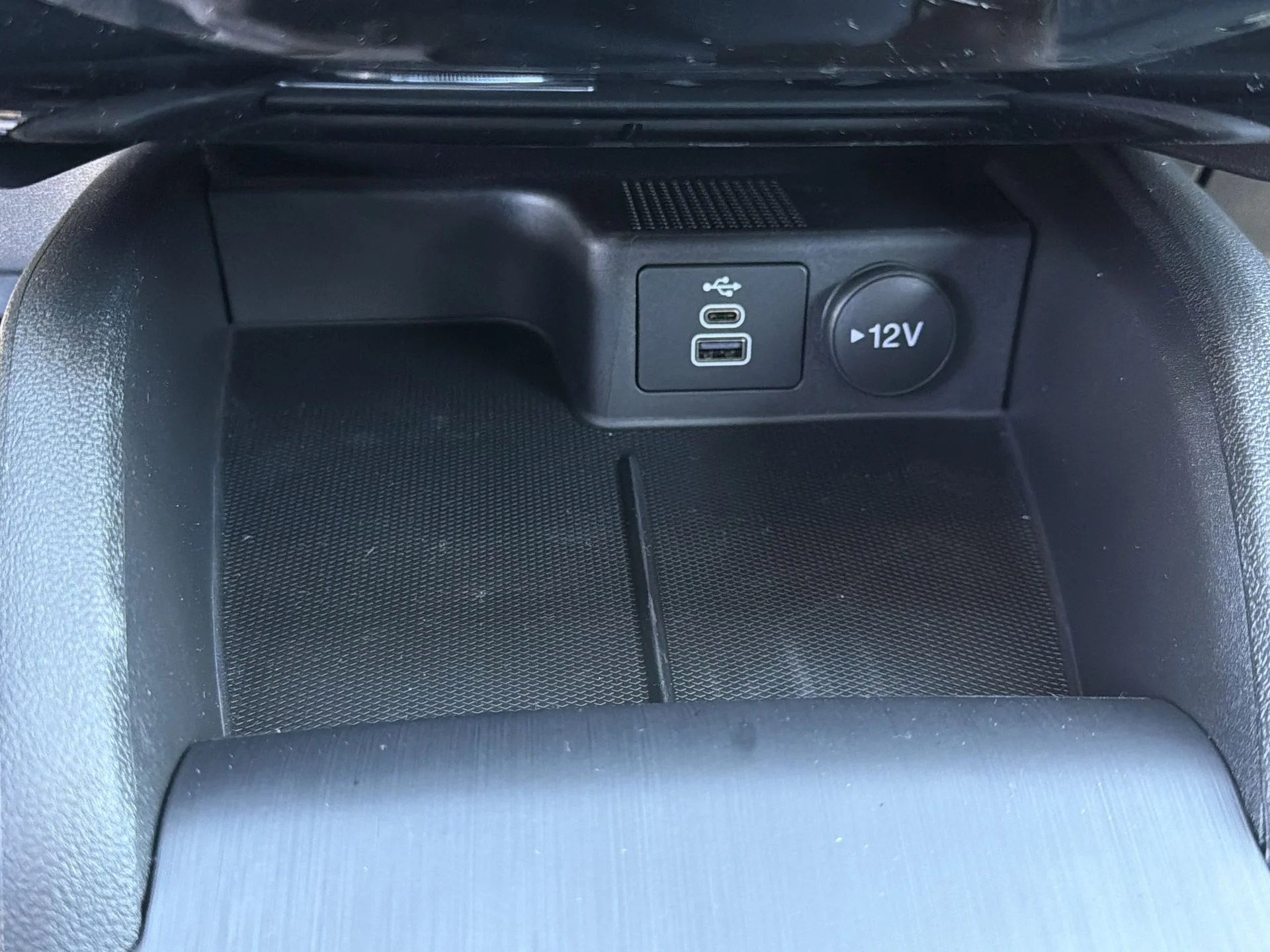New 2026 Oxford White Ford Active® image 11