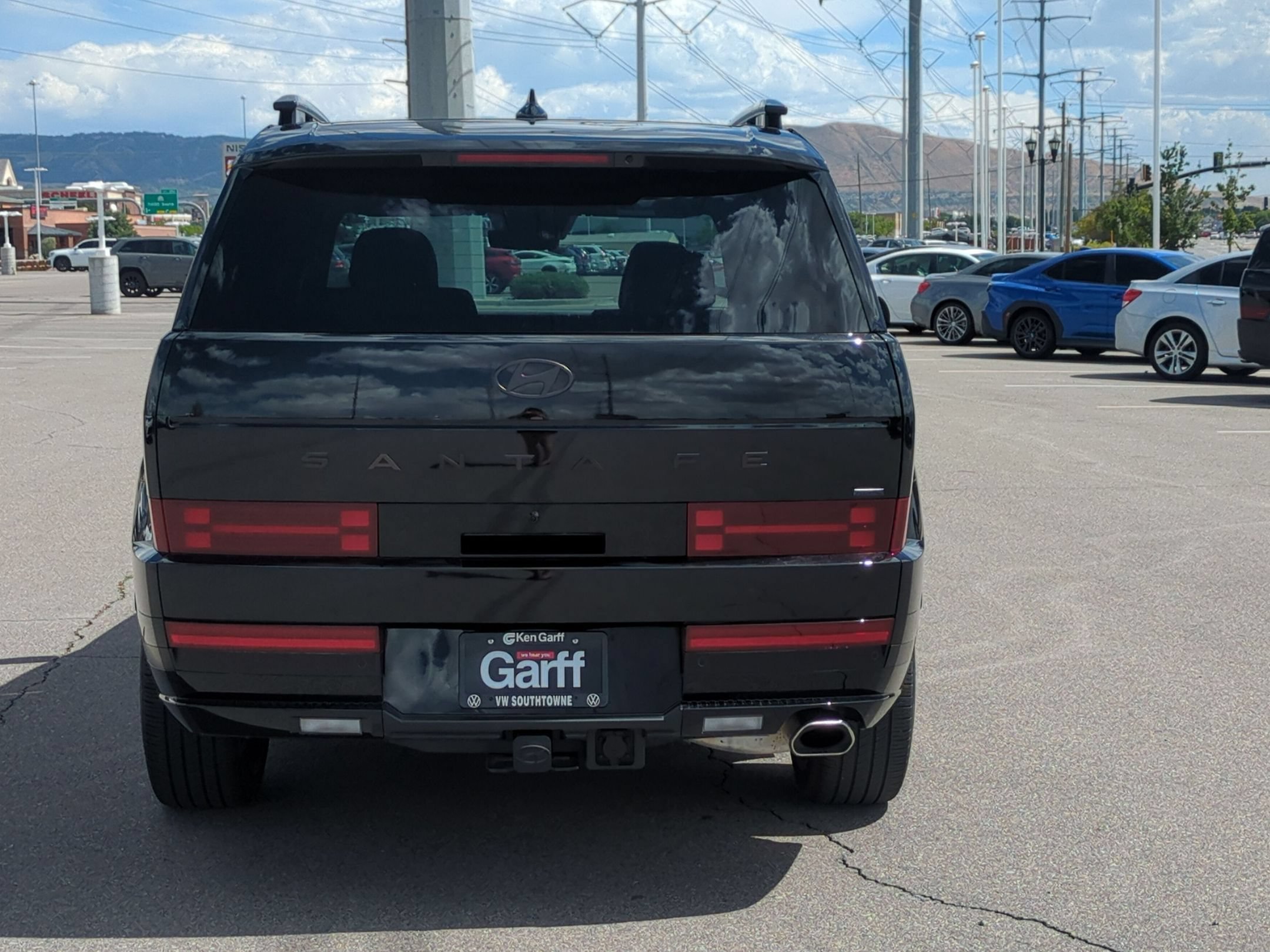 Used 2025 Phantom Black Hyundai Calligraphy image 4