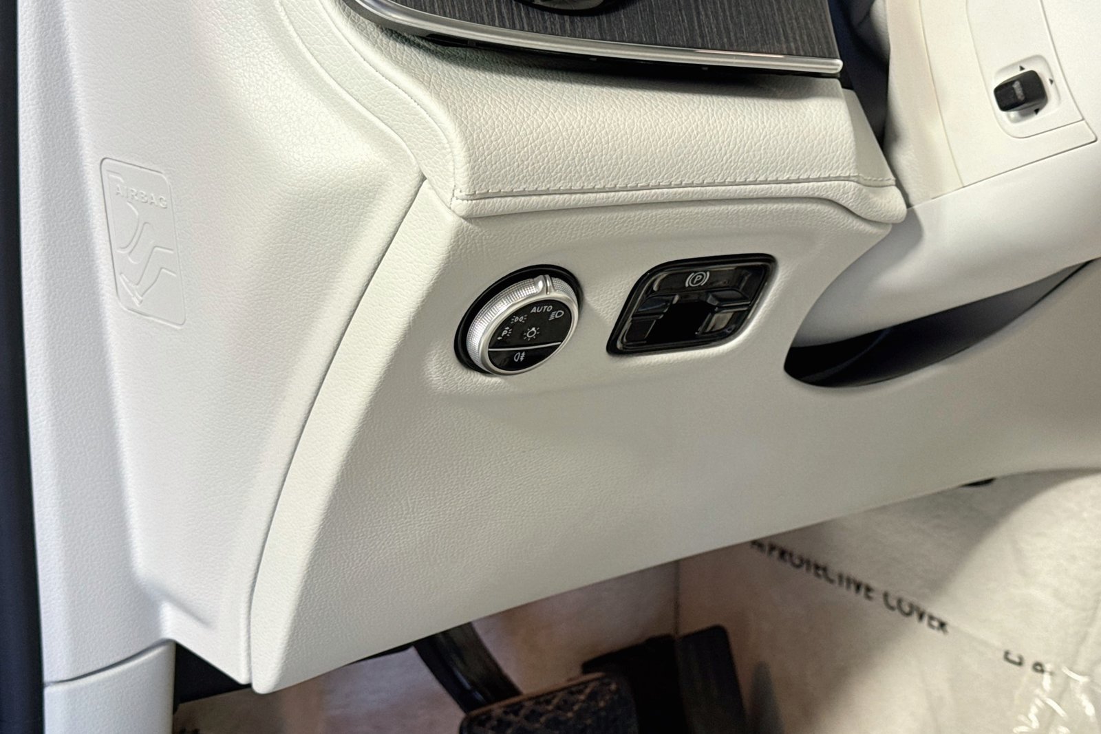 Certified Used 2023 Polar White Mercedes-Benz EQE 350 image 10