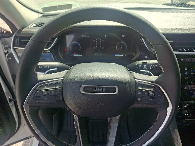 Used 2023 White Jeep Limited image 19