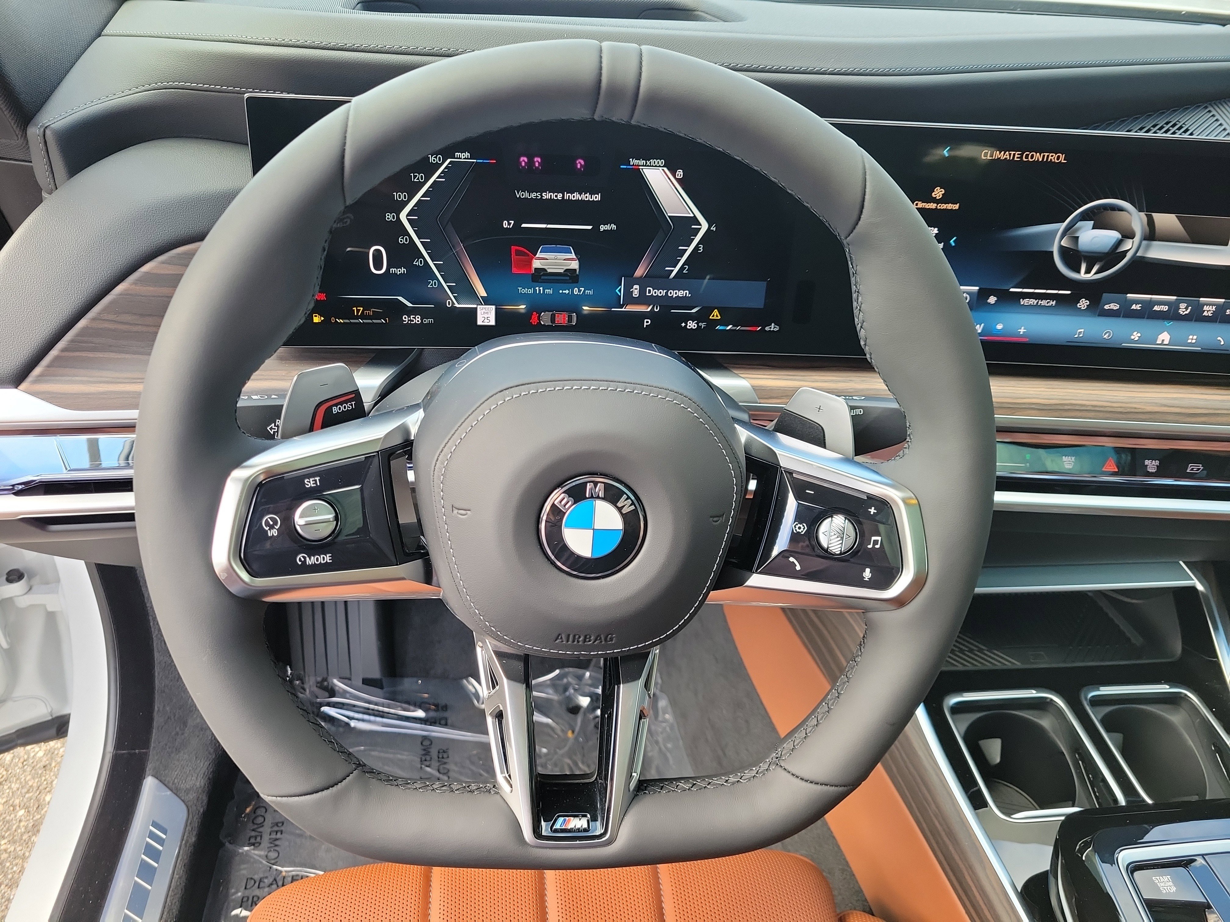 New 2026 Mineral White Metallic BMW 760i xDrive image 20
