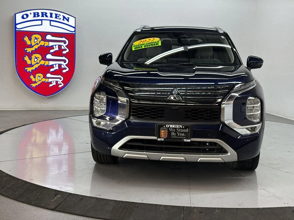 Used 2022  Mitsubishi SEL image 10