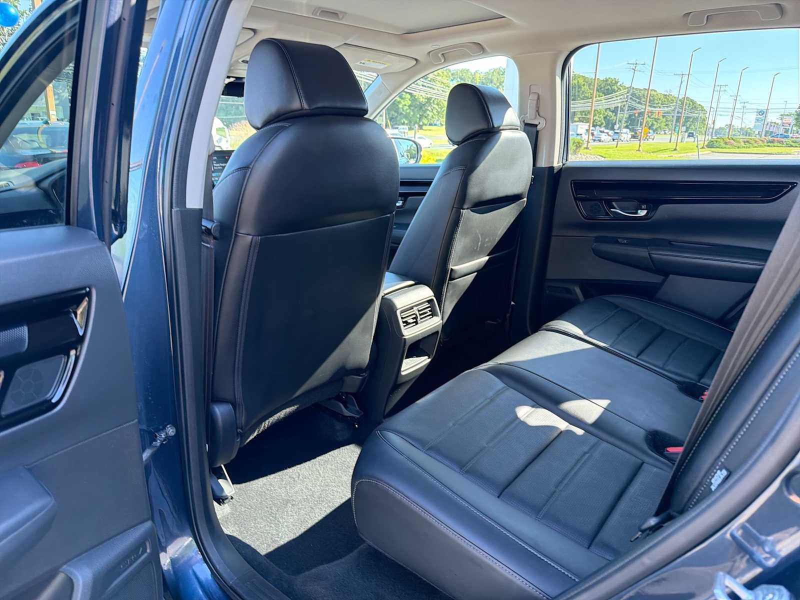 Certified Used 2025 Canyon River Blue Metallic Honda EX-L image 12