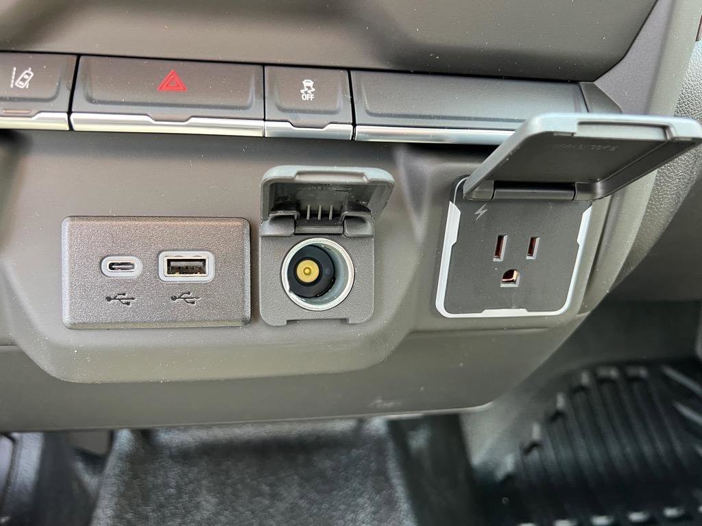 2025 GMC Sierra 2500HD Pro - Photo 7