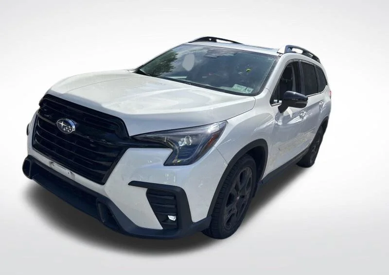 Used 2023 White Subaru Onyx Edition image 2