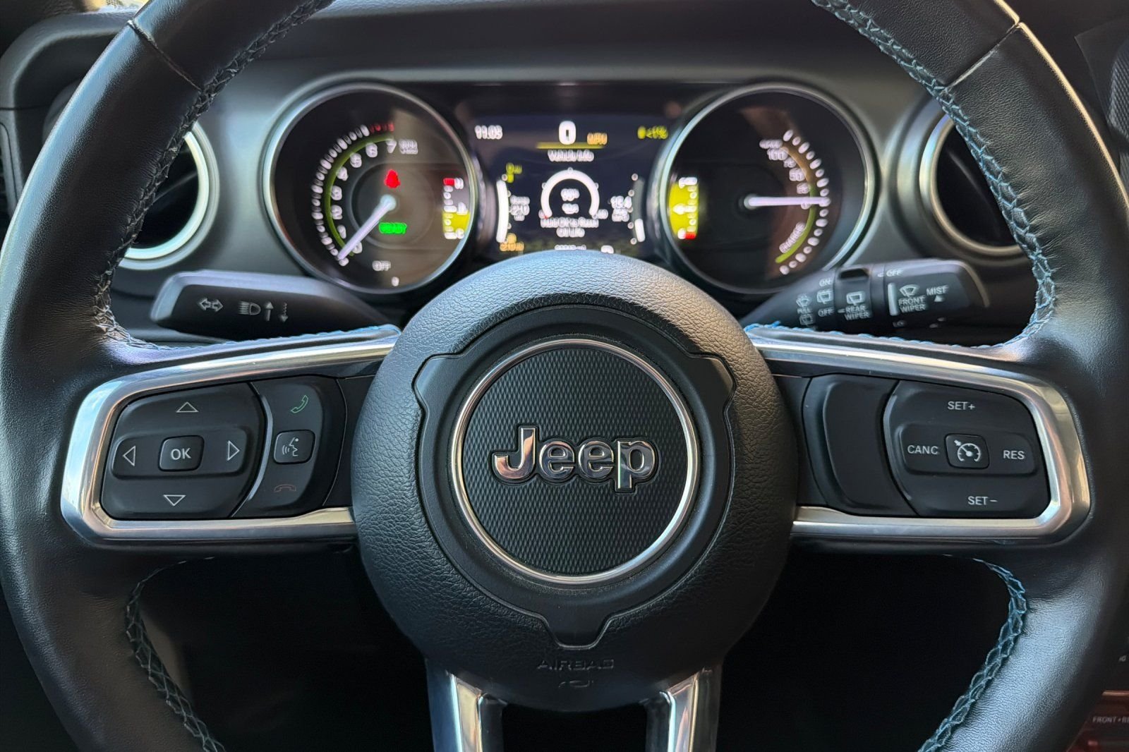Used 2022 Bright White Clearcoat Jeep Unlimited Rubicon 4xe image 25