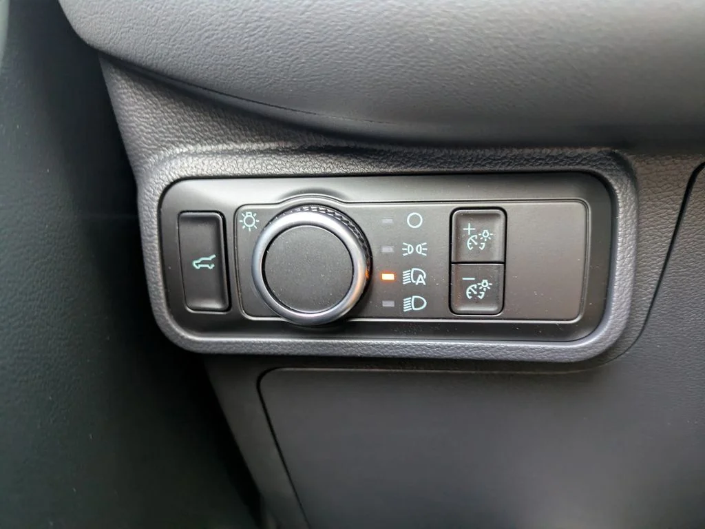 New 2026 Agate Black Metallic Ford Active image 29