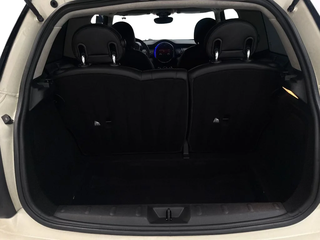 Used 2016 White MINI Base image 70