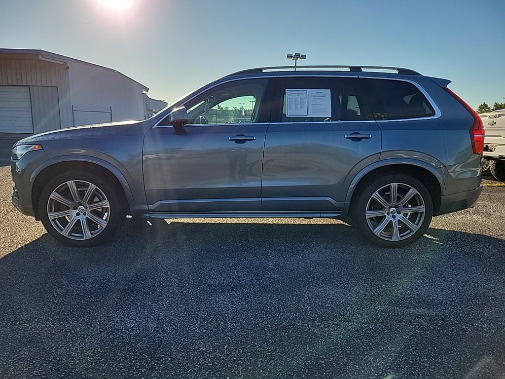 Used 2019 Gray Volvo T6 Momentum image 4